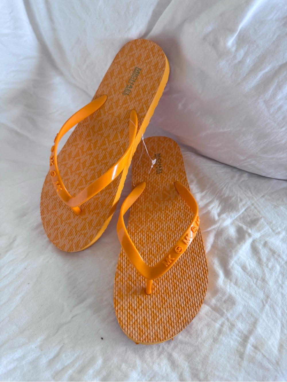 Michael Kors signature Orange Logo Thong Sandals sz 8 NEW